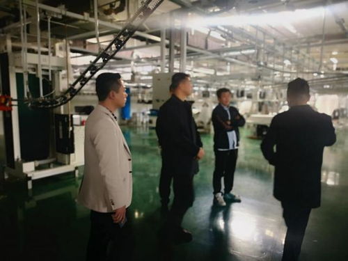 政府持續(xù)關(guān)注匠衣洗護(hù),鐵嶺張書(shū)記蒞臨北京參觀智能云洗衣模式